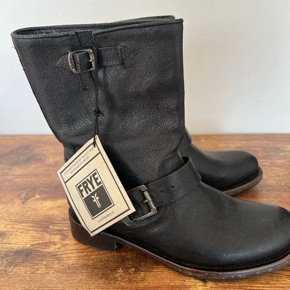 Frye Jenna engineering bootie. Size 7 black - Picture 2 of 12